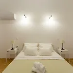Dubravka - Heated Outdoor Pool And Indoor Jacuzzi