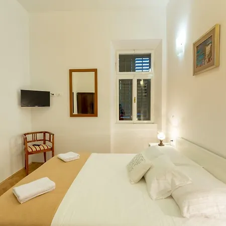 Dubravka - Heated Outdoor Pool And Indoor Jacuzzi Villa Zaton