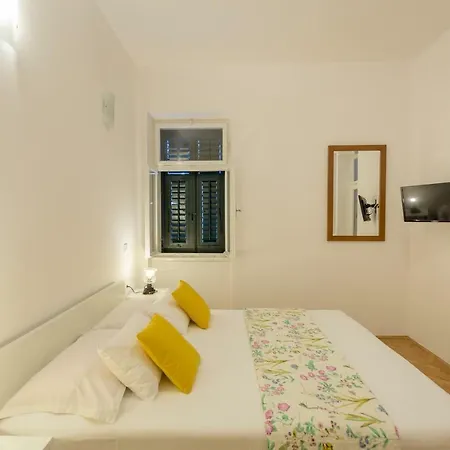 Dubravka - Heated Outdoor Pool And Indoor Jacuzzi *