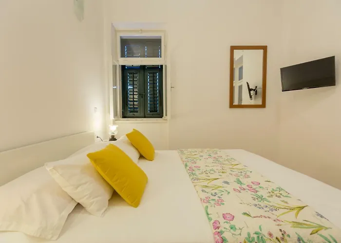 Dubravka - Heated Outdoor Pool And Indoor Jacuzzi Zaton (Dubrovnik-Neretva)