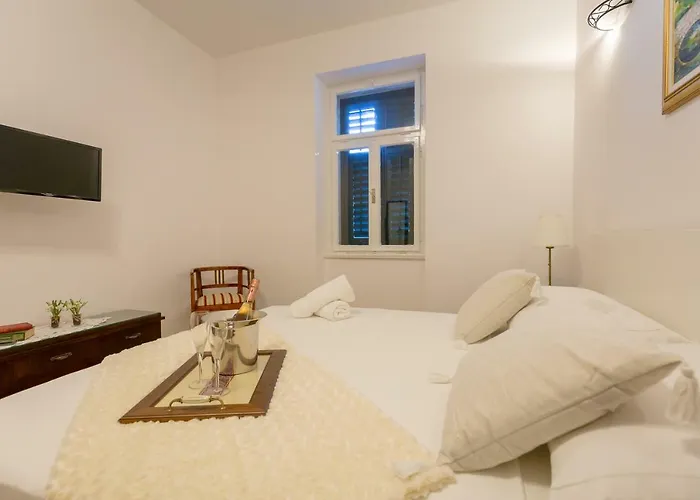 Villa Dubravka - Heated Outdoor Pool&indoor Jacuzzi Zaton (Dubrovnik-Neretva)